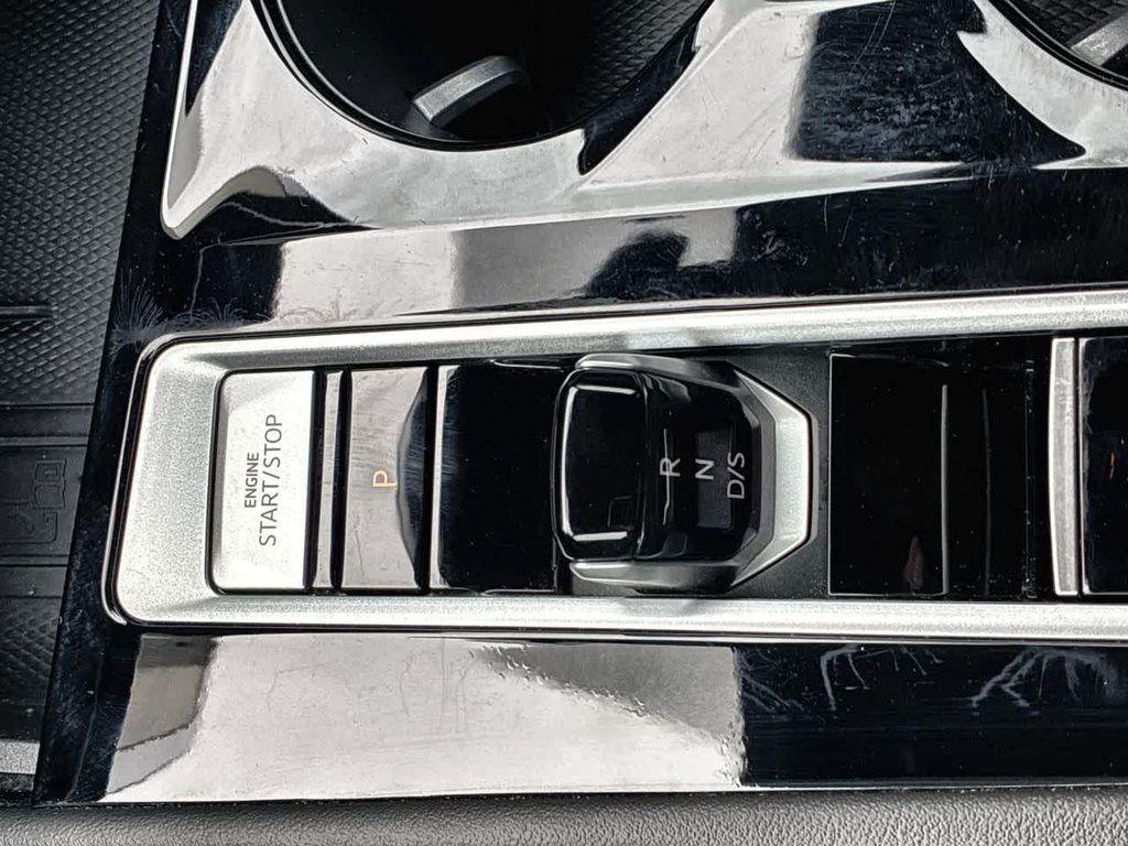 used 2025 Volkswagen Atlas Cross Sport car, priced at $33,995