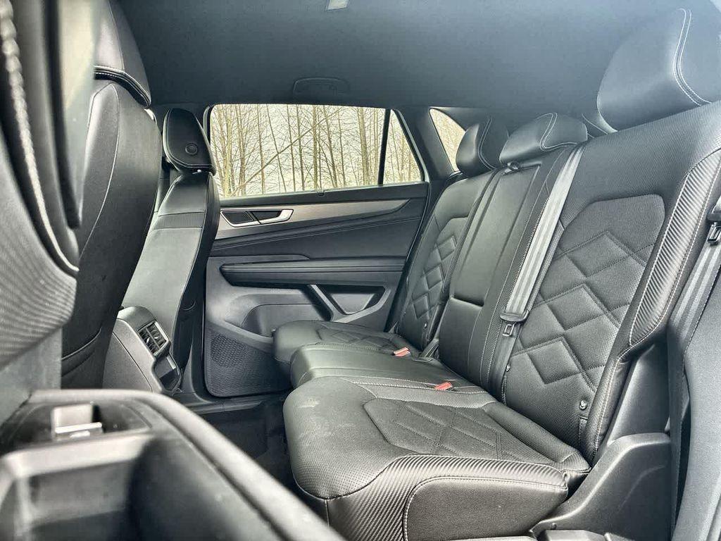 used 2025 Volkswagen Atlas Cross Sport car, priced at $33,995