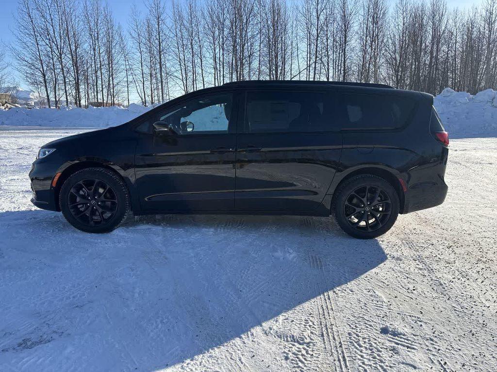 new 2026 Chrysler Pacifica car, priced at $46,000