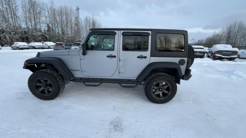 used 2016 Jeep Wrangler Unlimited car, priced at $18,525