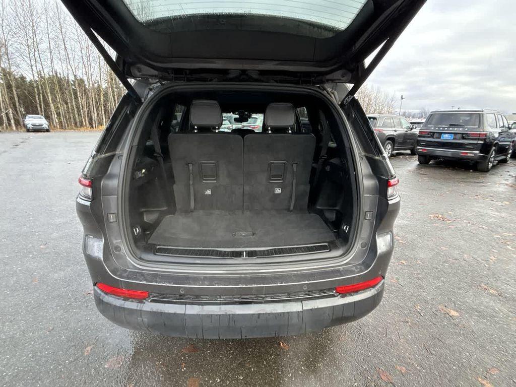 used 2024 Jeep Grand Cherokee L car, priced at $30,975