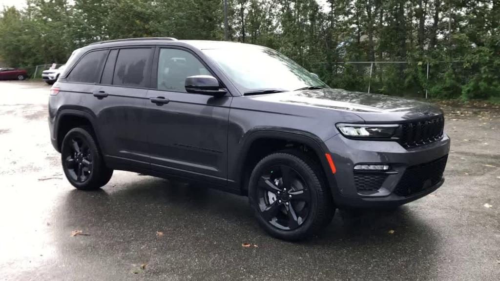 used 2023 Jeep Grand Cherokee car, priced at $35,900