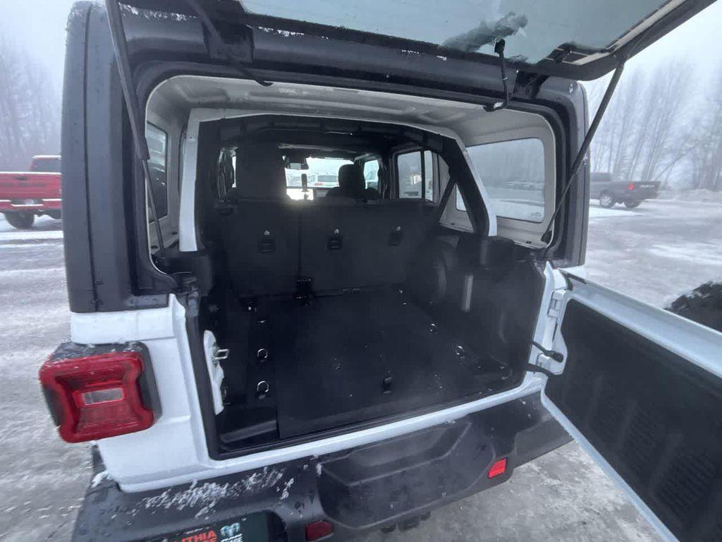 new 2026 Jeep Wrangler car, priced at $48,386