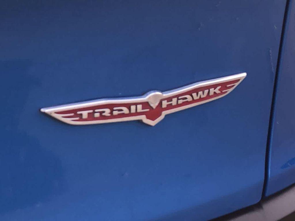 used 2018 Jeep Cherokee car, priced at $19,075