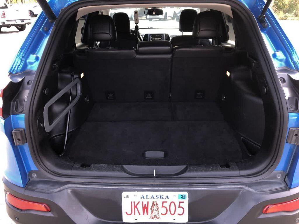 used 2018 Jeep Cherokee car, priced at $19,075