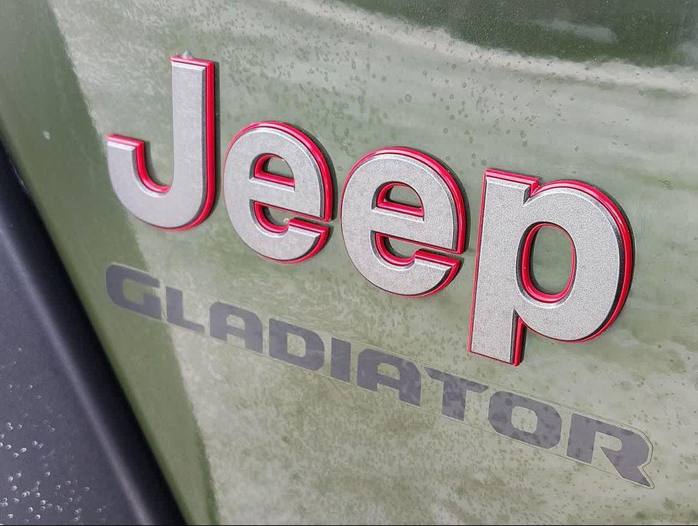 used 2021 Jeep Gladiator car, priced at $34,790