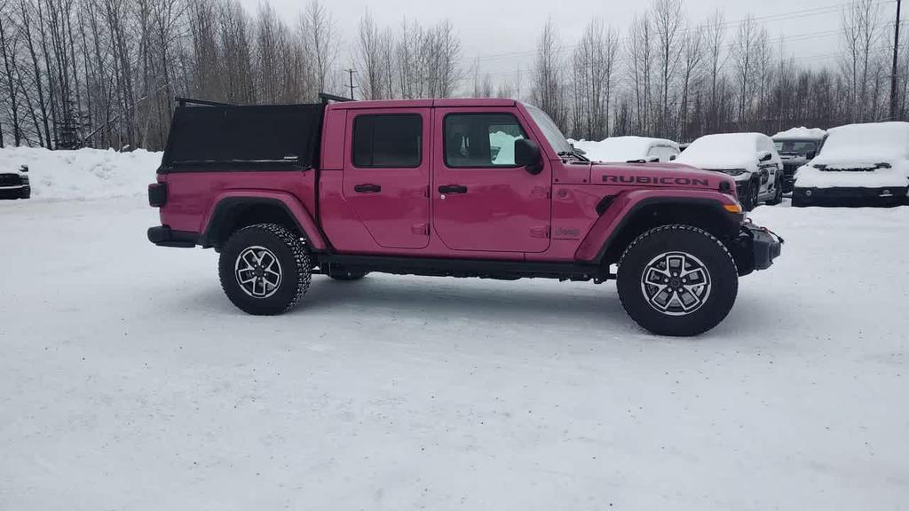 used 2024 Jeep Gladiator car, priced at $50,900