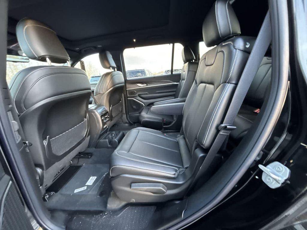 new 2025 Jeep Grand Cherokee L car, priced at $51,143