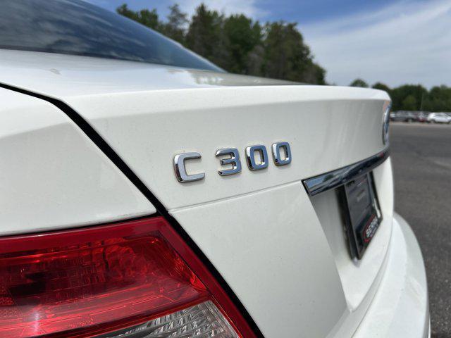 2010 Arctic White Mercedes-Benz C-Class