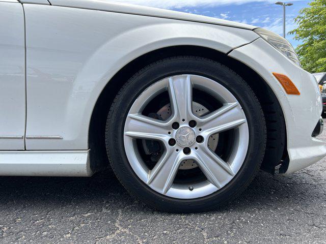 2010 Arctic White Mercedes-Benz C-Class