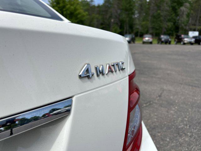 2010 Arctic White Mercedes-Benz C-Class