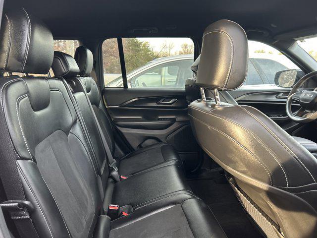 used 2025 Jeep Grand Cherokee car, priced at $33,500