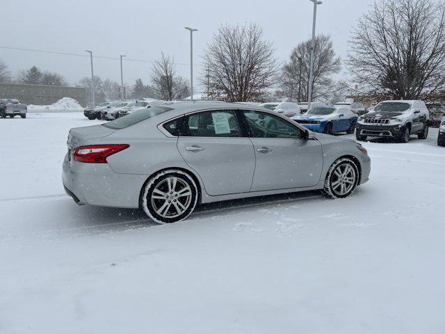 used 2016 Nissan Altima car, priced at $4,900