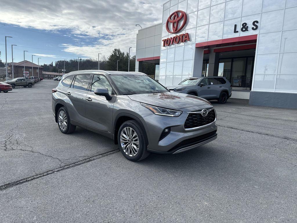 new 2026 Toyota Highlander Hybrid car, priced at $58,092