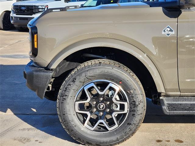 new 2025 Ford Bronco car, priced at $50,415