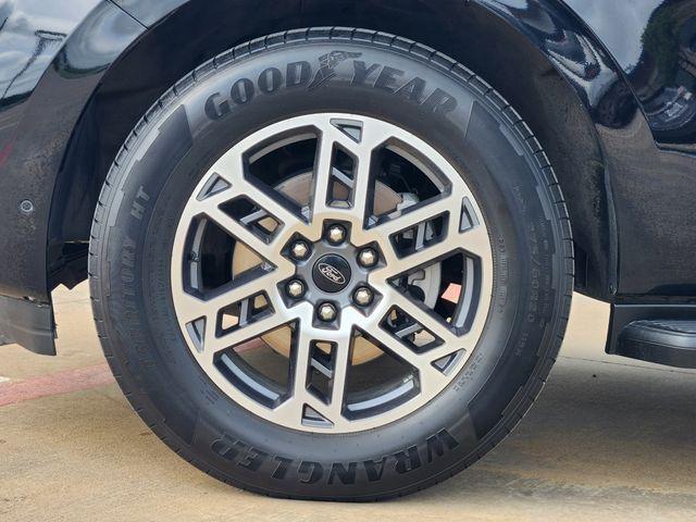 used 2025 Ford Expedition car, priced at $54,500