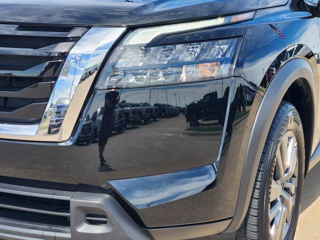 used 2025 Nissan Pathfinder car, priced at $29,250