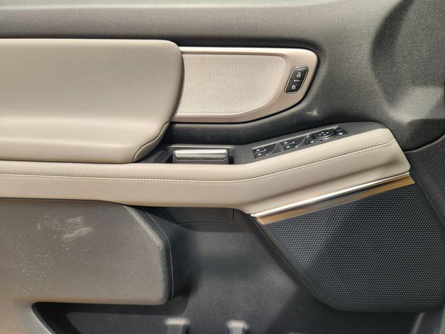 new 2026 Ford Expedition car, priced at $65,918