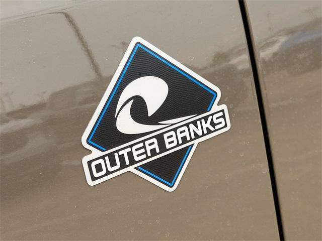 new 2025 Ford Bronco car, priced at $50,599