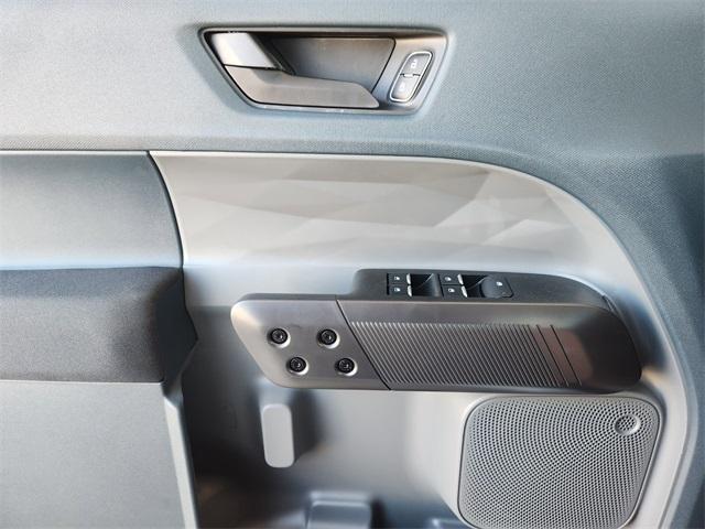 new 2025 Ford Maverick car, priced at $27,264