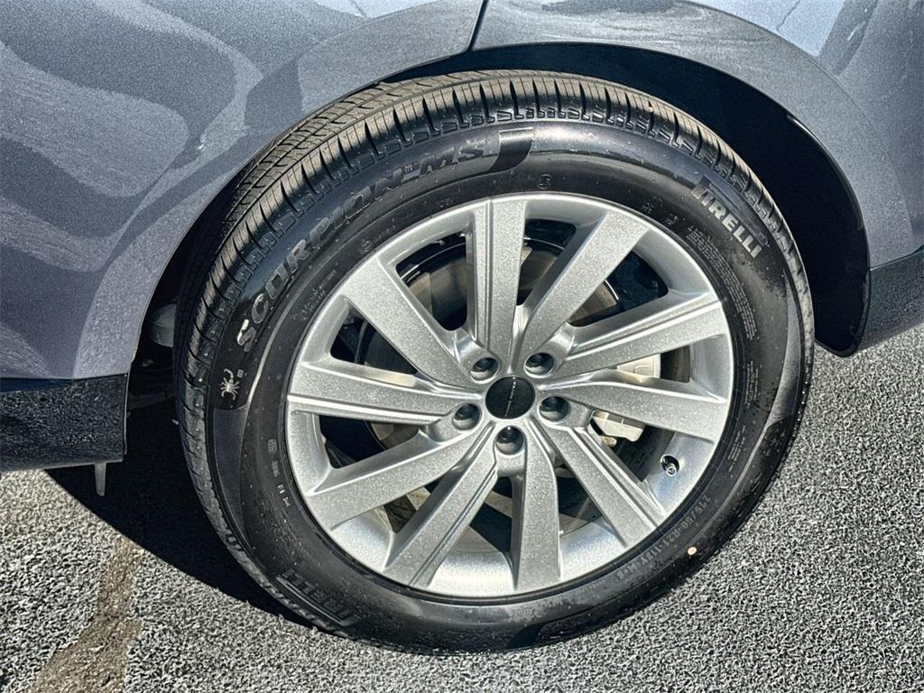 new 2026 Land Rover Range Rover car, priced at $120,530