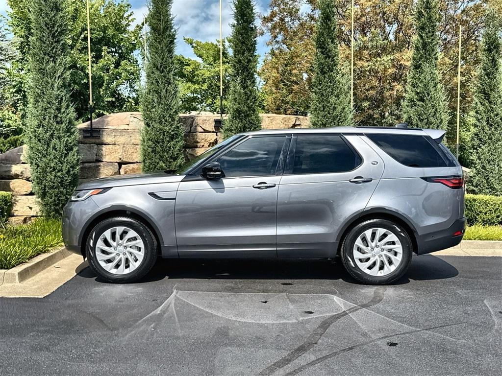 used 2025 Land Rover Discovery car, priced at $59,991