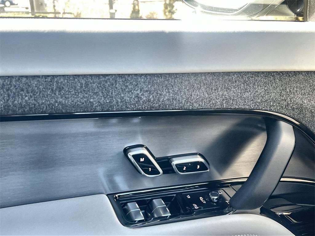 new 2026 Land Rover Range Rover Sport car, priced at $92,295