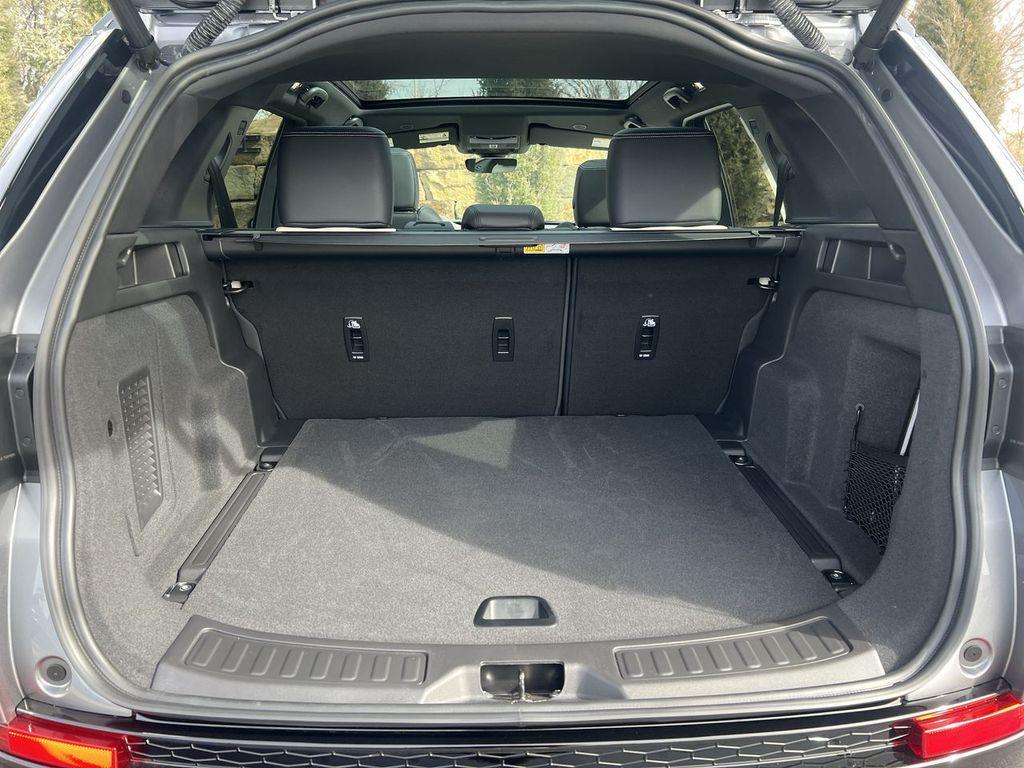 new 2026 Land Rover Discovery Sport car, priced at $52,125