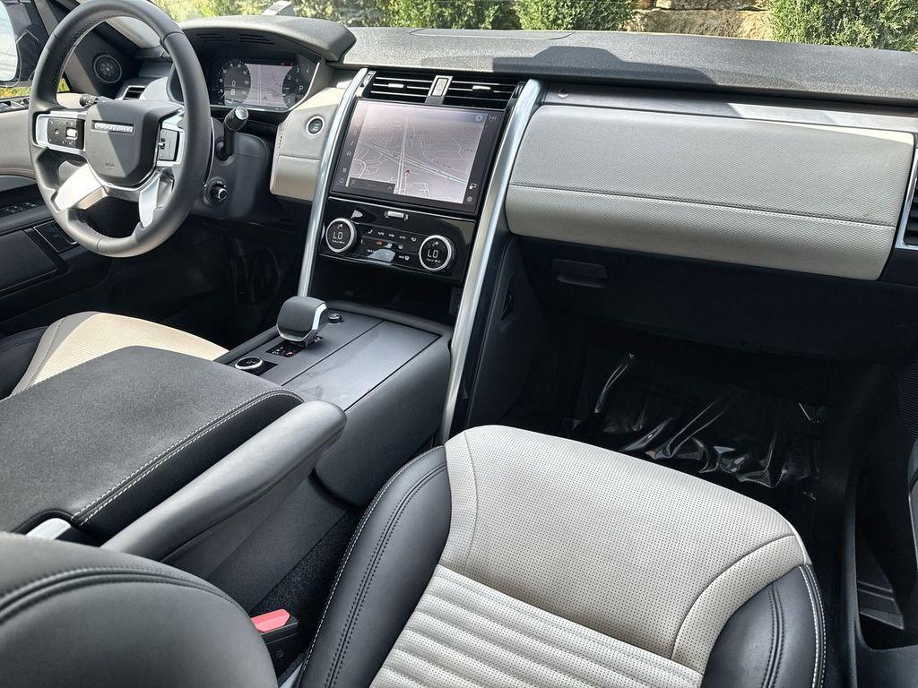 used 2025 Land Rover Discovery car, priced at $72,991