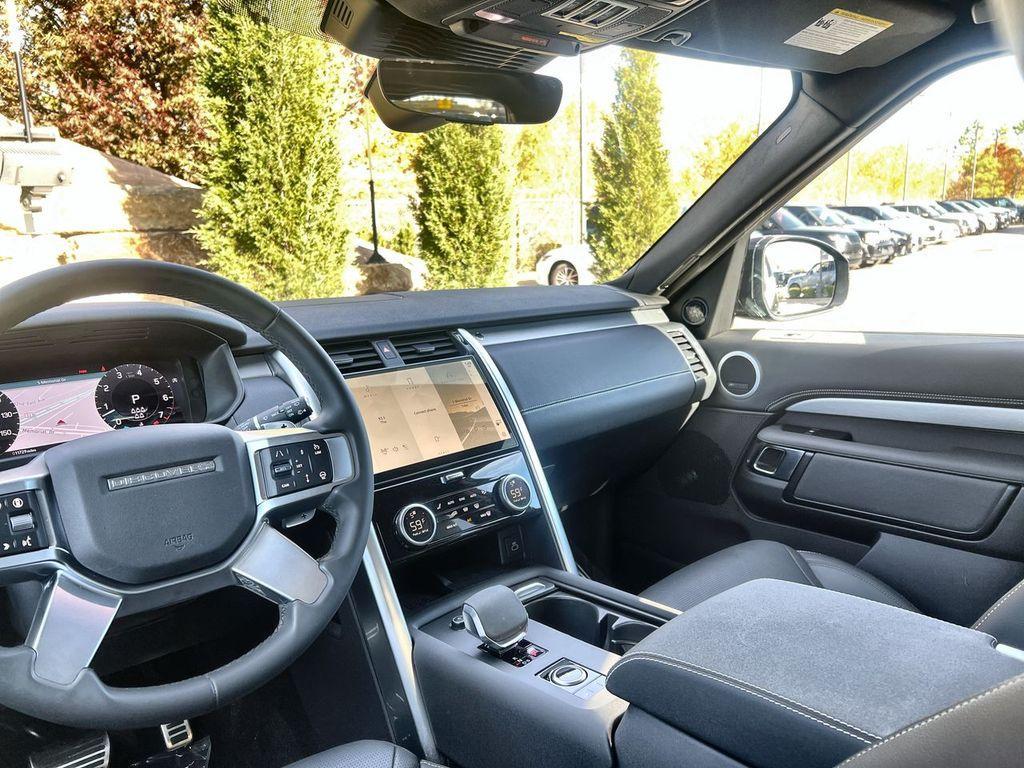 used 2024 Land Rover Discovery car, priced at $56,210