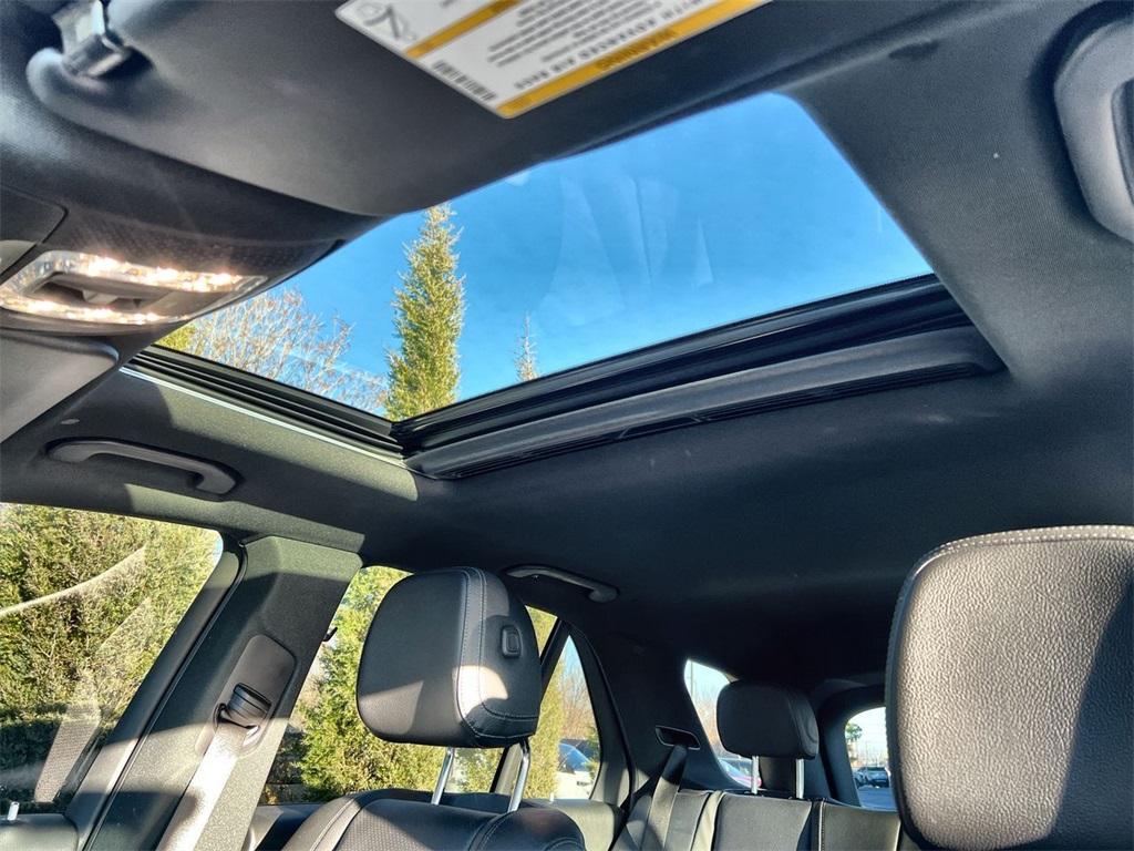 used 2020 Mercedes-Benz GLE 350 car, priced at $30,991