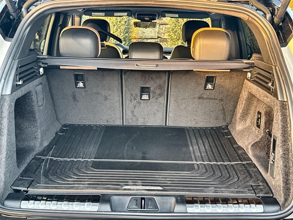 new 2026 Land Rover Range Rover Sport car, priced at $117,025