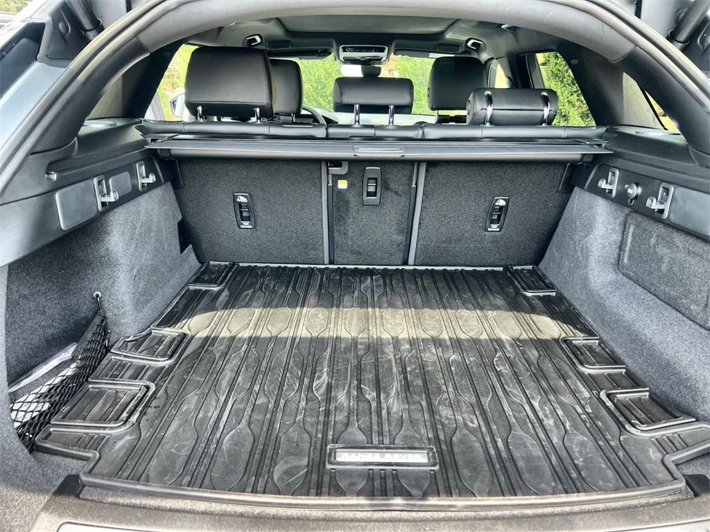 used 2025 Land Rover Range Rover Velar car, priced at $58,911