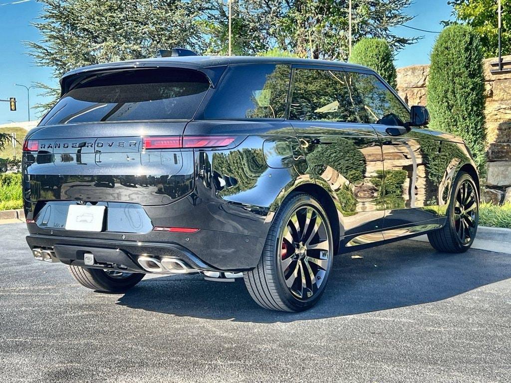 new 2027 Land Rover Range Rover Sport car, priced at $122,403
