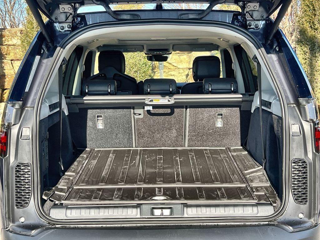 used 2025 Land Rover Discovery car, priced at $54,210