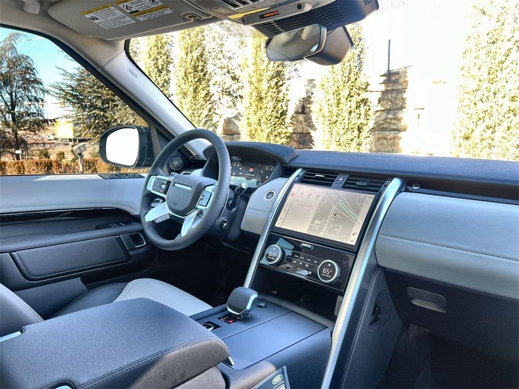 used 2025 Land Rover Discovery car, priced at $58,991