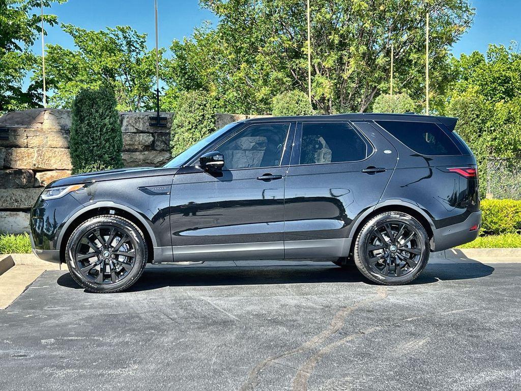 new 2026 Land Rover Discovery car, priced at $67,430