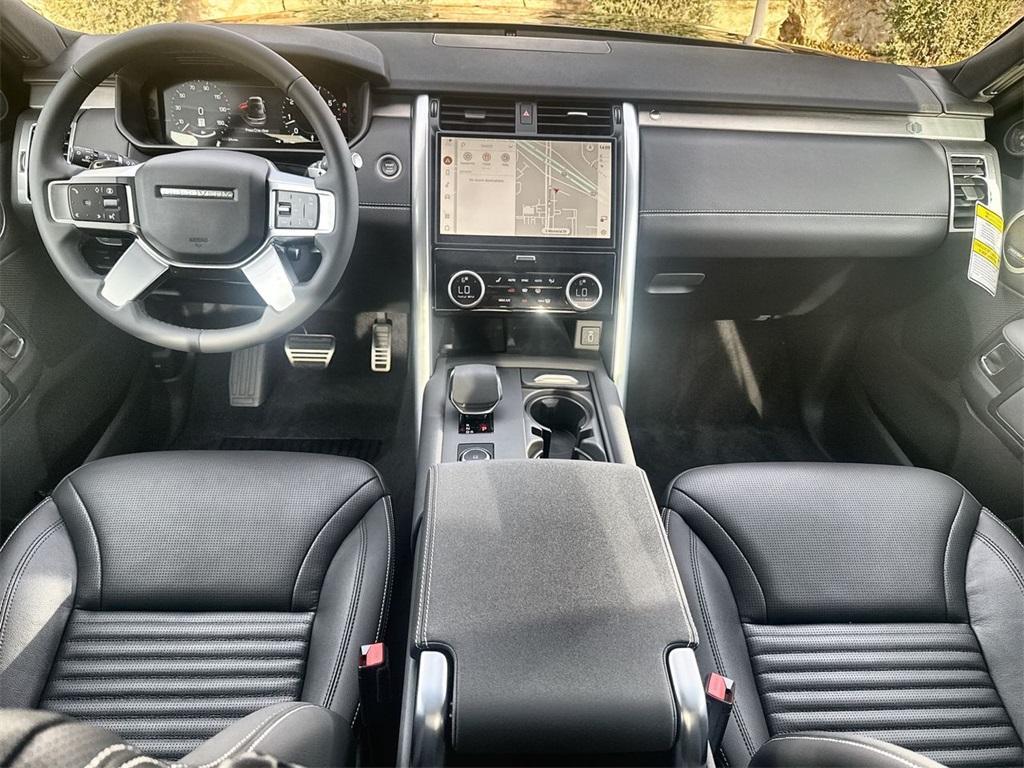 new 2026 Land Rover Discovery car, priced at $77,781