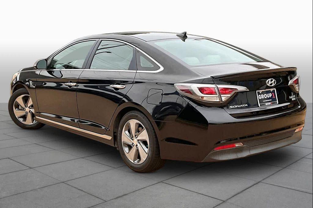 used 2017 Hyundai Sonata Hybrid car, priced at $17,393