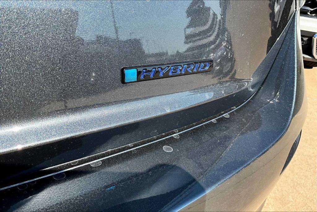 new 2026 Honda Civic Hybrid car, priced at $31,365