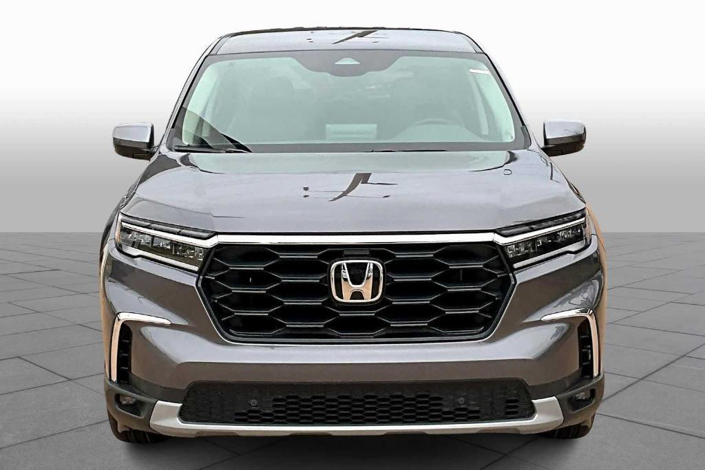 new 2025 Honda Pilot car, priced at $43,280