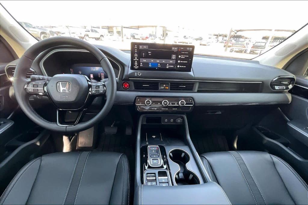 new 2026 Honda Pilot car, priced at $45,570