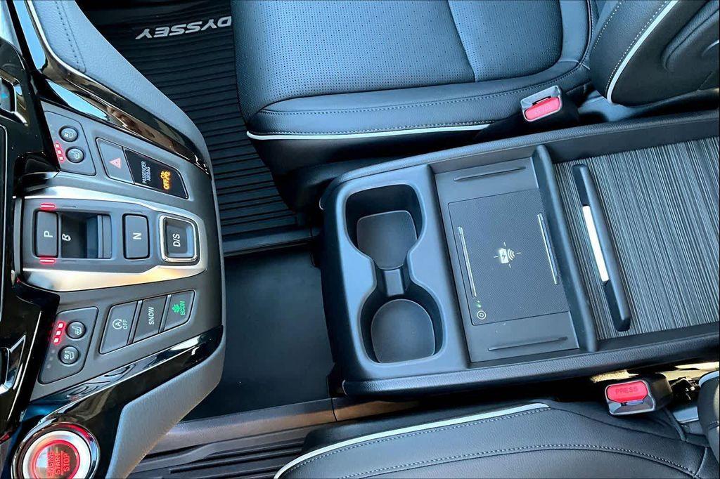 new 2026 Honda Odyssey car, priced at $51,889