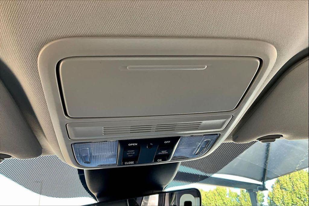 new 2026 Honda Odyssey car, priced at $51,889