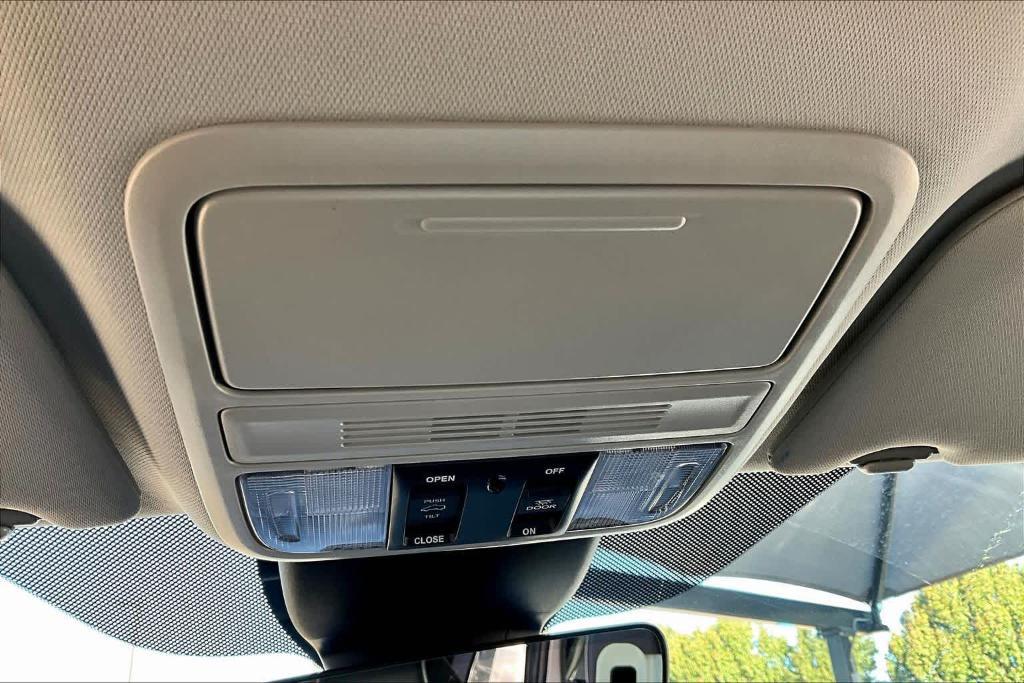 new 2026 Honda Odyssey car, priced at $51,065