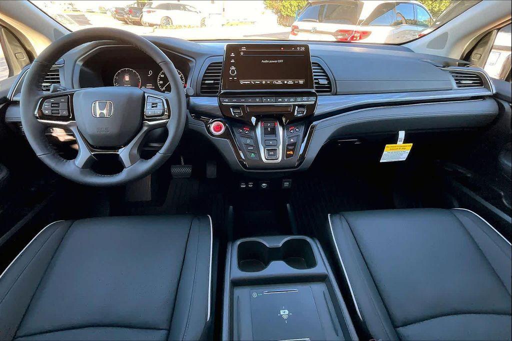 new 2026 Honda Odyssey car, priced at $51,889