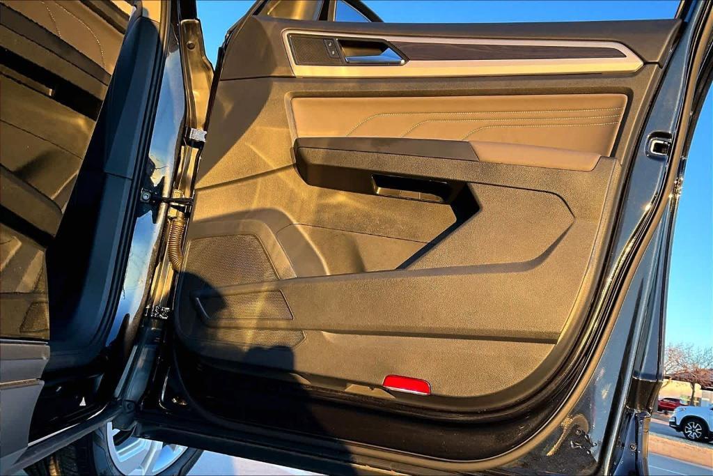 used 2023 Volkswagen Atlas car, priced at $30,855