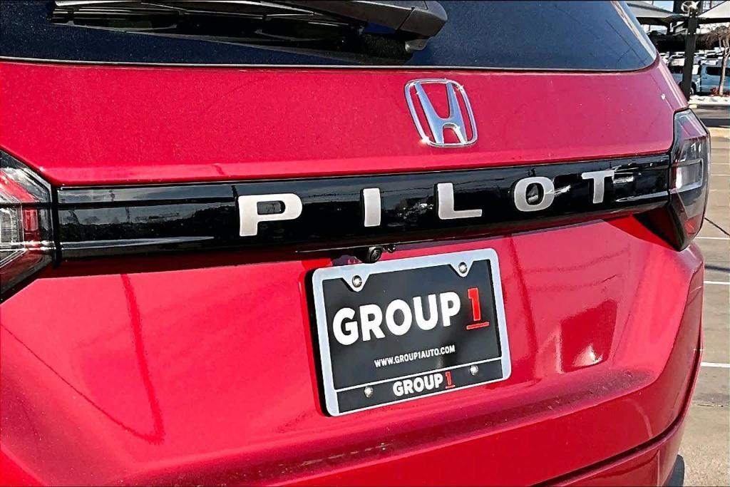 new 2026 Honda Pilot car, priced at $45,570
