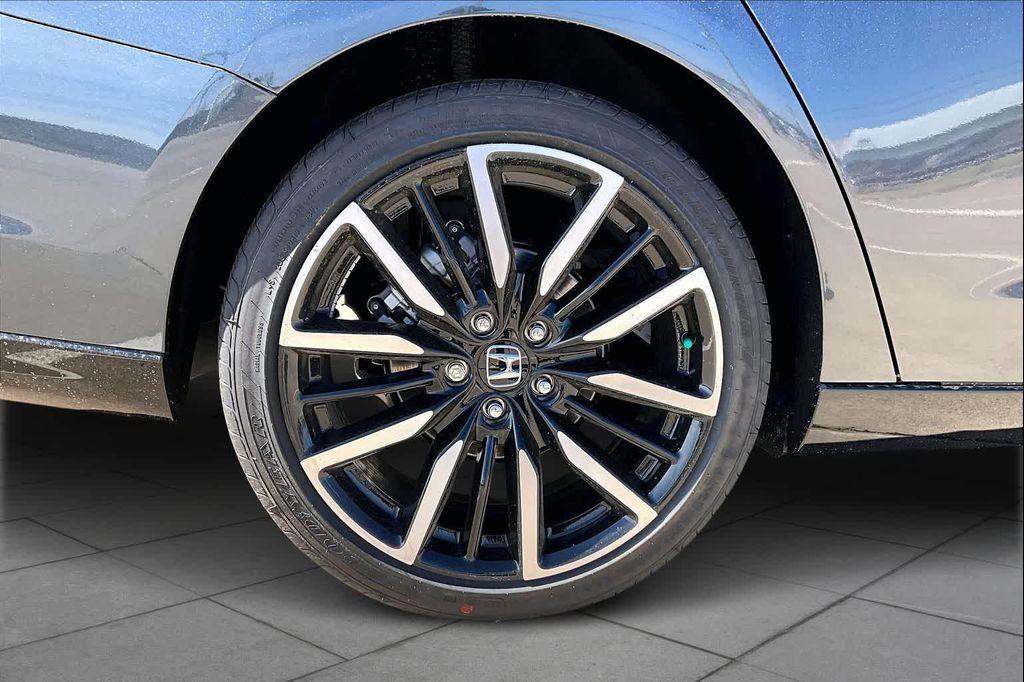 new 2026 Honda Accord Hybrid car, priced at $38,899