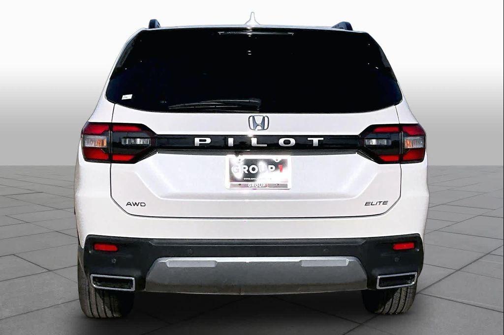 new 2026 Honda Pilot car, priced at $55,144